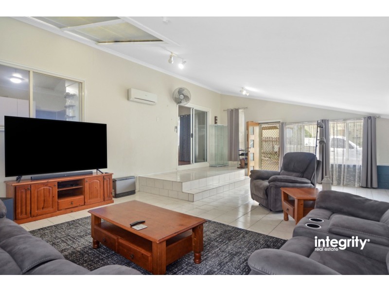 465 Princes Highway, Bomaderry NSW 2541