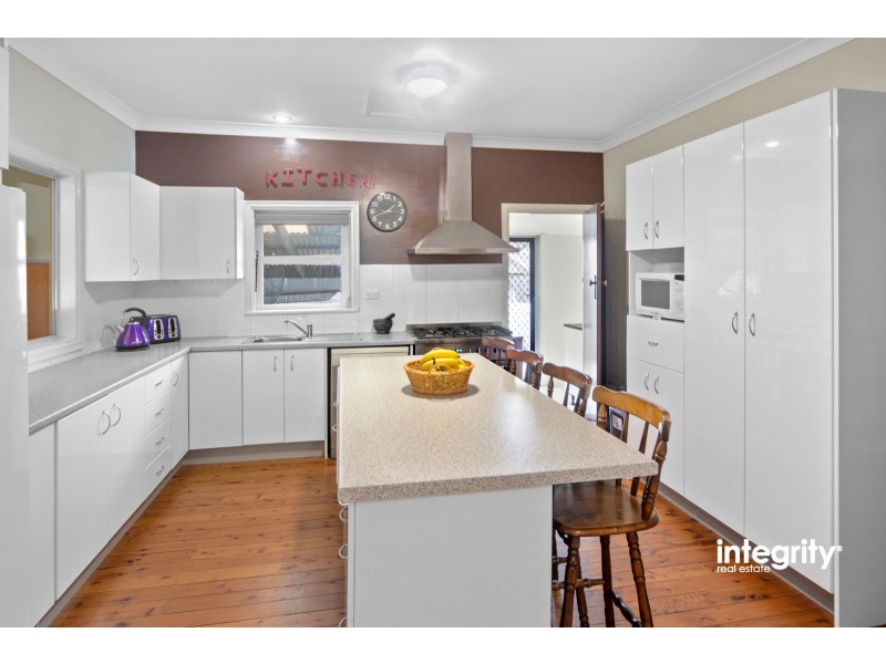 465 Princes Highway, Bomaderry NSW 2541