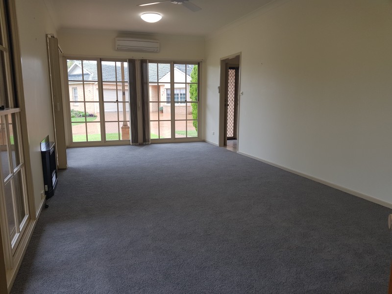 4/5 Dryden Close, Nowra NSW 2541