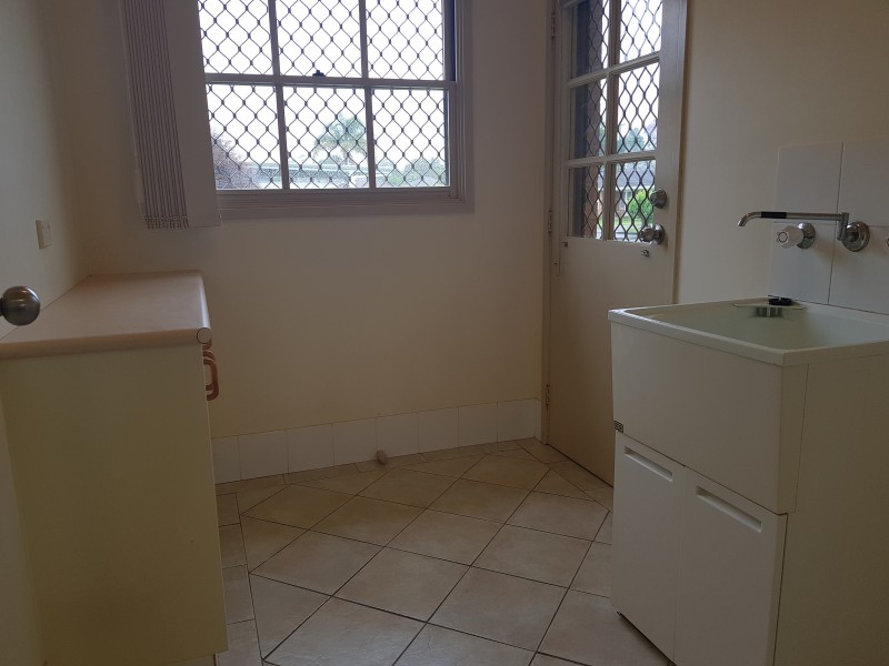 4/5 Dryden Close, Nowra NSW 2541