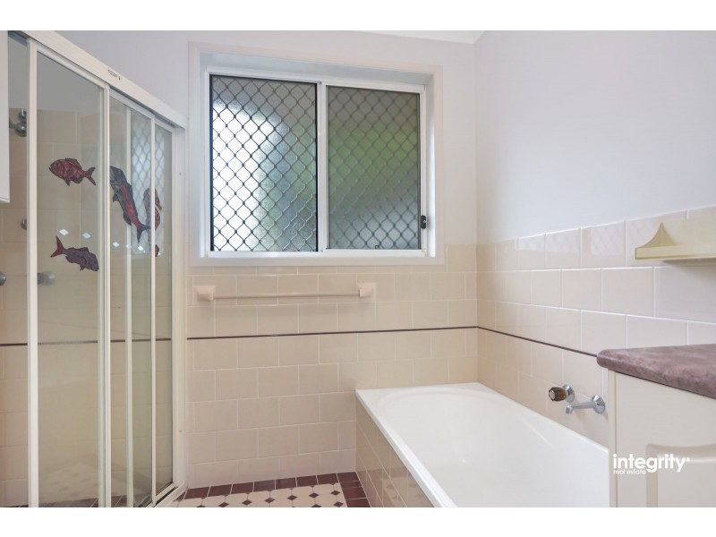 2/7 Hamilton Place, Bomaderry NSW 2541
