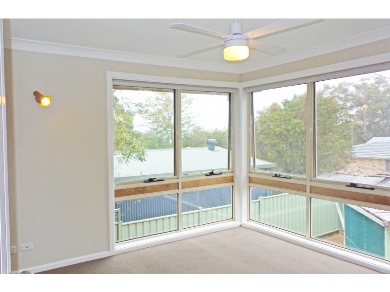 104 West Birriley Street, Bomaderry NSW 2541