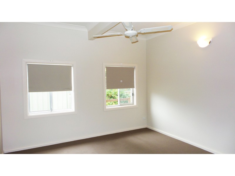 104 West Birriley Street, Bomaderry NSW 2541