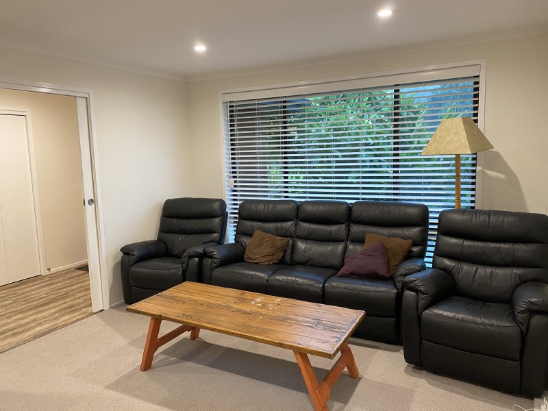 104 Warren Avenue, North Nowra NSW 2541