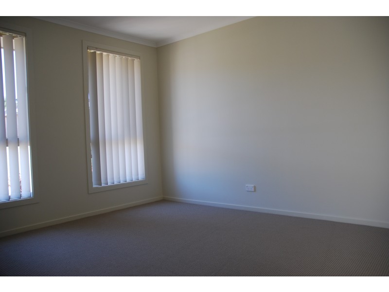 6 Doreen Court, West Nowra NSW 2541