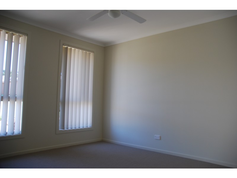 6 Doreen Court, West Nowra NSW 2541