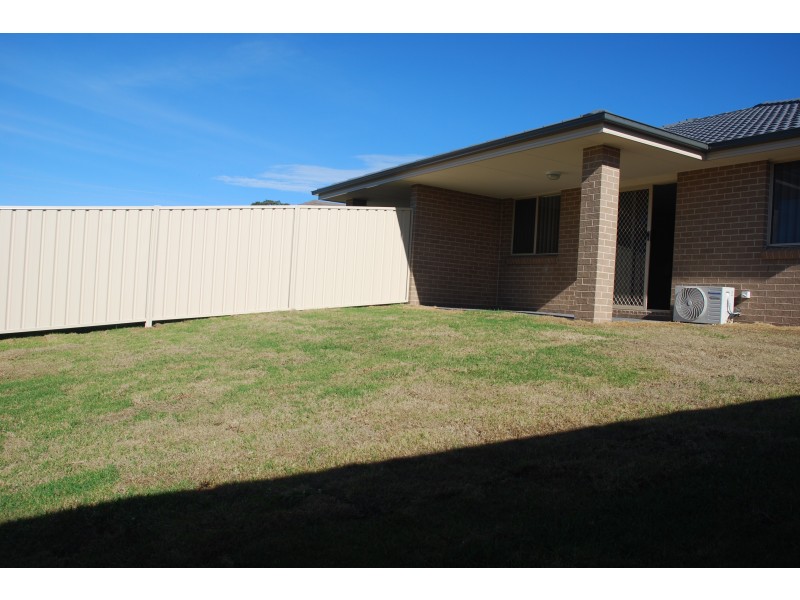 6 Doreen Court, West Nowra NSW 2541