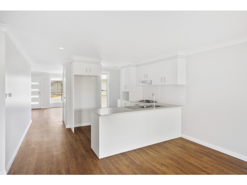 7,8 & 11/49 Killara Road, Nowra NSW 2541