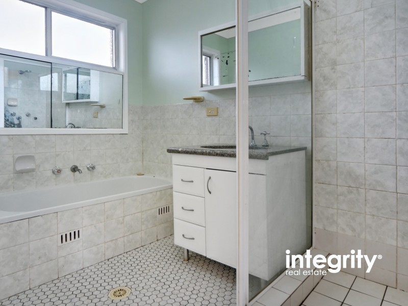 2 Turley Avenue, Bomaderry NSW 2541