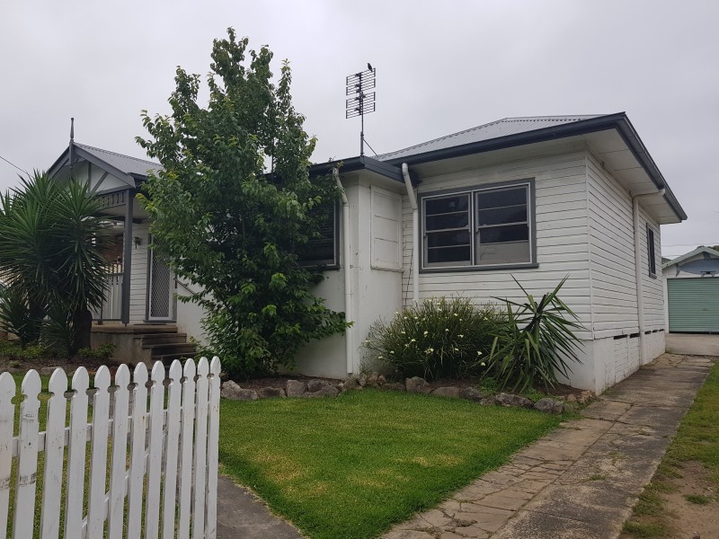 12 Morton Parade, Nowra NSW 2541