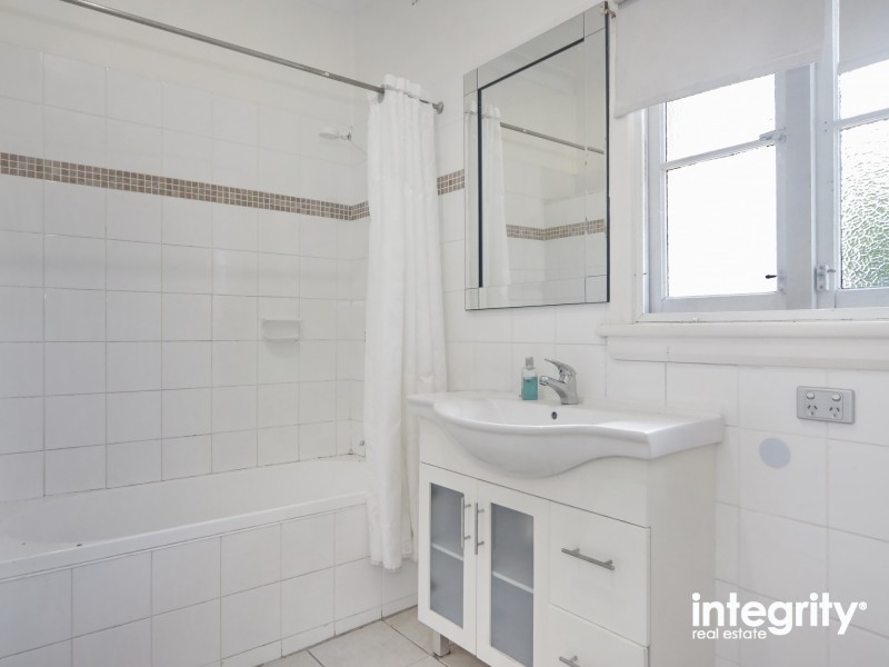 2A Ernest Street, Nowra NSW 2541