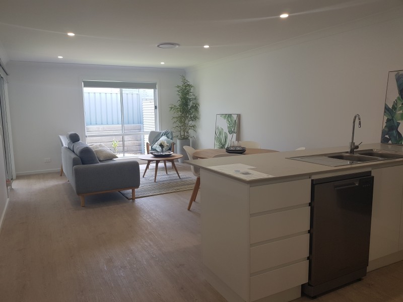 24/30 Cavanagh Lane, West Nowra NSW 2541