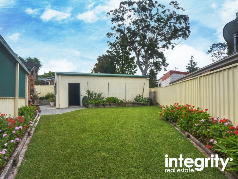 12 Beyeri Avenue, West Nowra NSW 2541