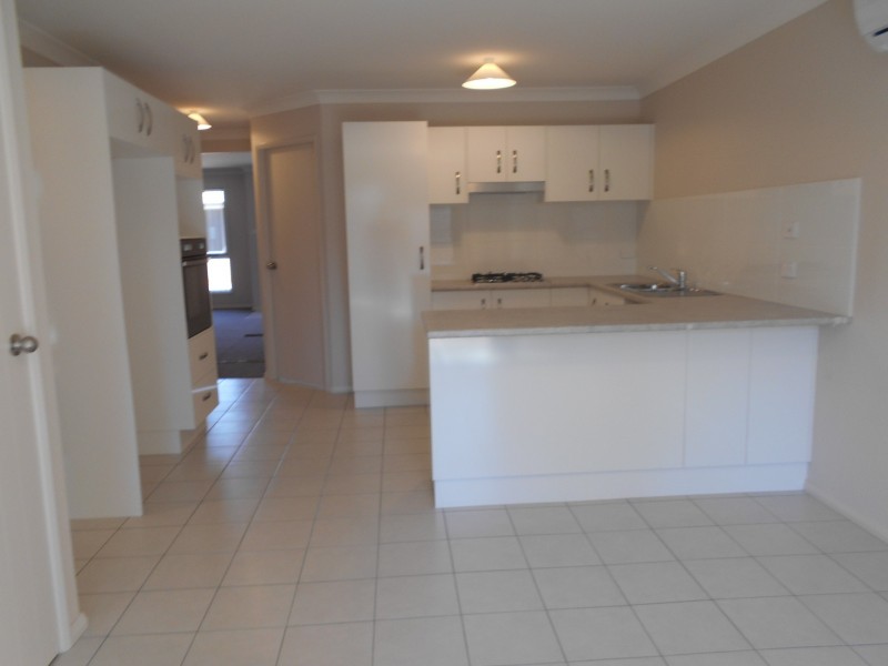 8/26 Hawthorn Avenue, Nowra NSW 2541