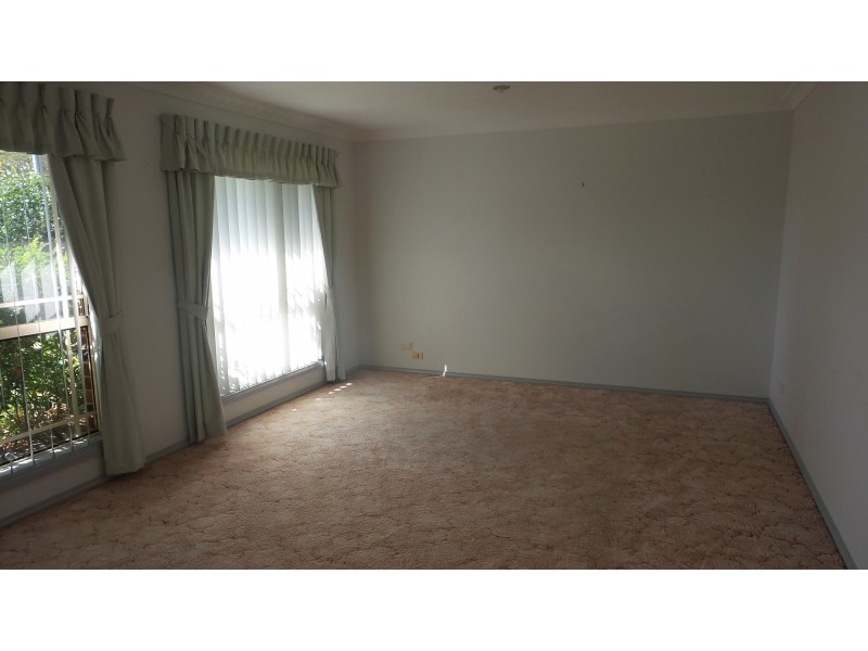 1 Hamilton Place, Bomaderry NSW 2541