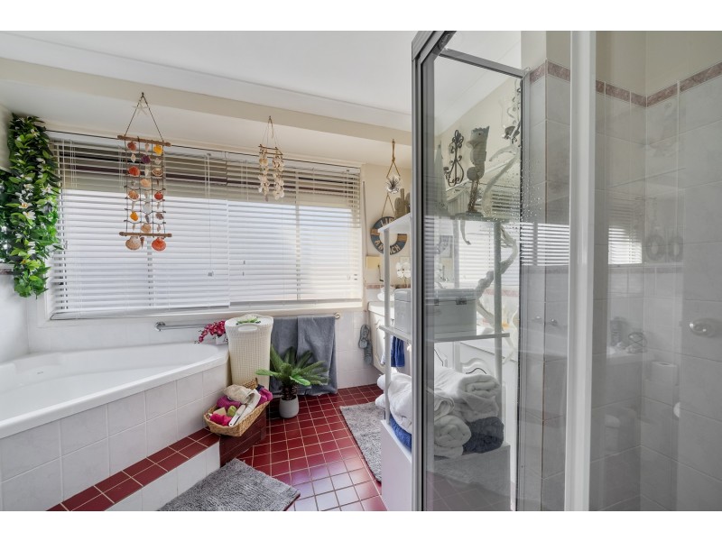 54 Paradise Beach Road, Sanctuary Point NSW 2540