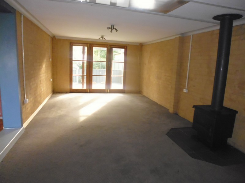 3 Tallayang Street, Bomaderry NSW 2541