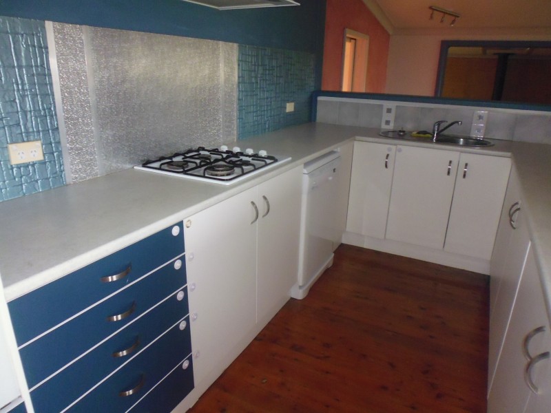 3 Tallayang Street, Bomaderry NSW 2541