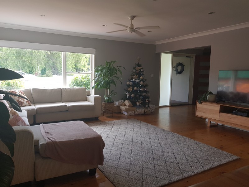 17 Huxley Street, Nowra NSW 2541