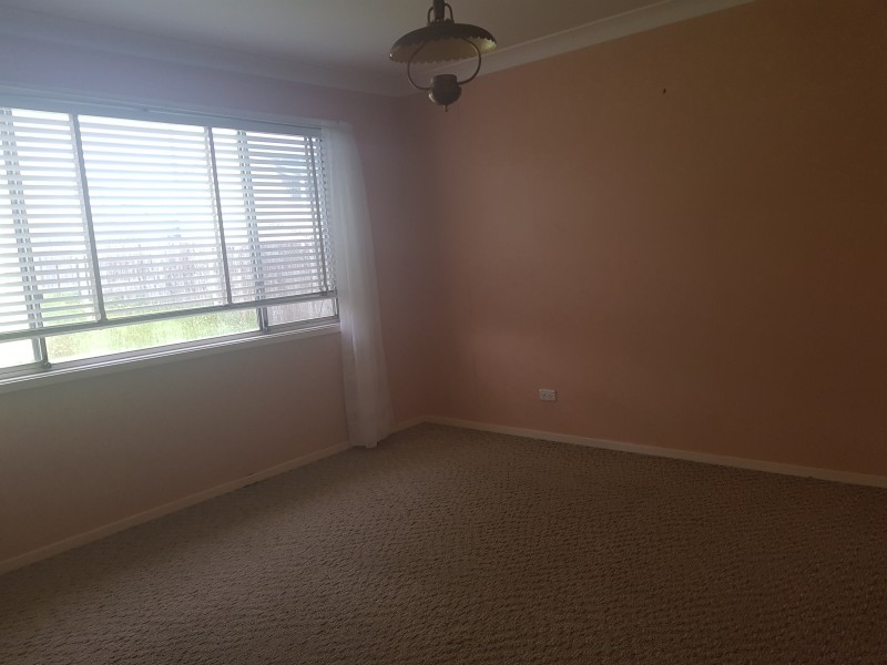 5 Burr Avenue, Nowra NSW 2541