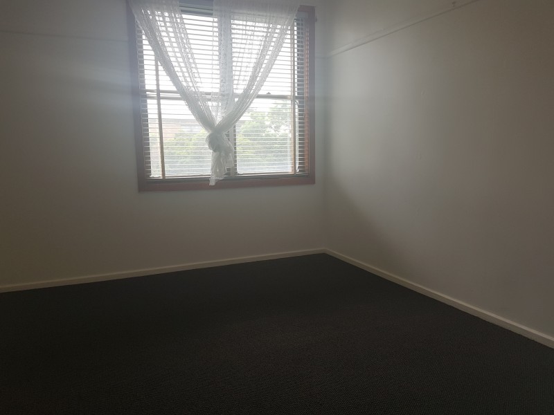 5 Burr Avenue, Nowra NSW 2541