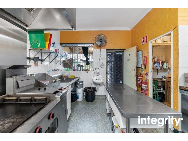 2/151 Prince Edward Avenue, Culburra Beach NSW 2540