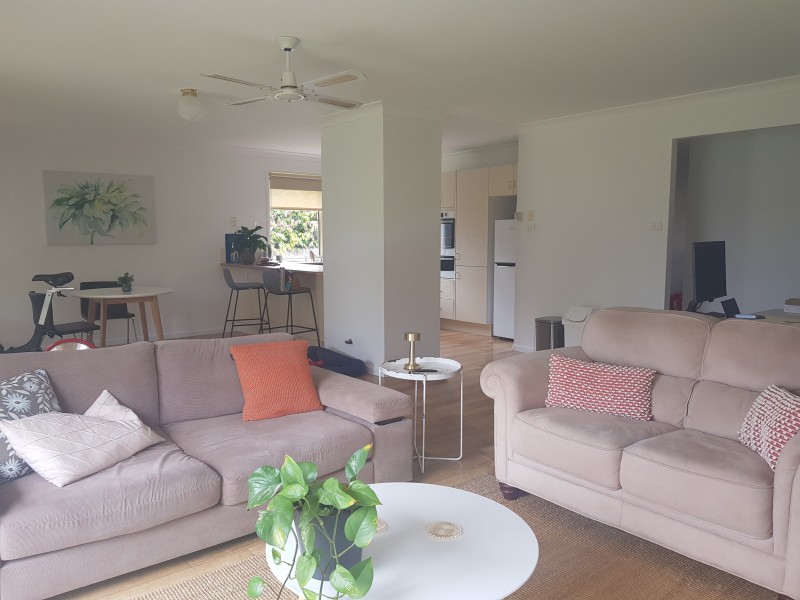 8 Mountain Ash Place, Worrigee NSW 2540