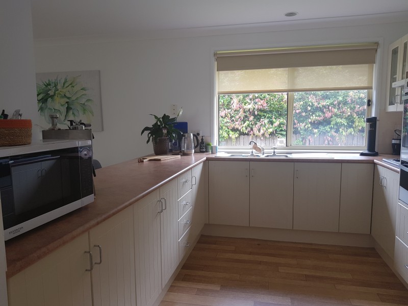 8 Mountain Ash Place, Worrigee NSW 2540