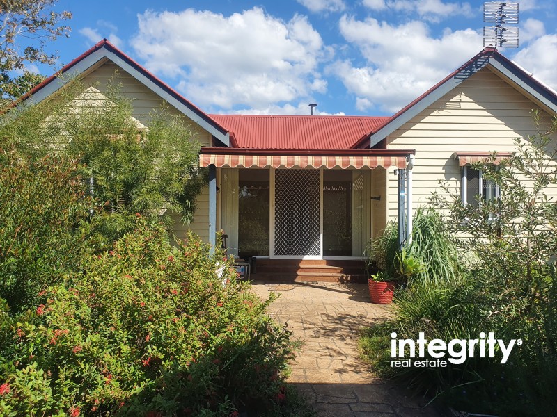 5 Leatham Avenue, Nowra NSW 2541