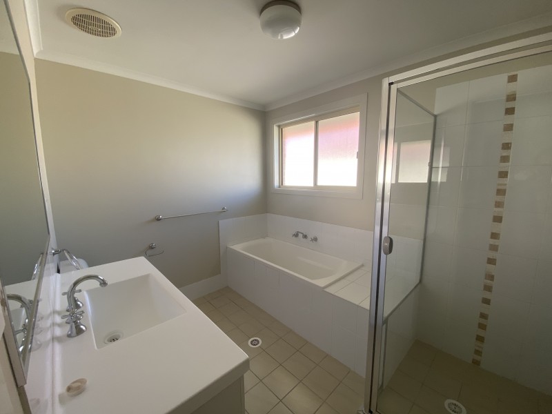 31 Depot Road, West Nowra NSW 2541