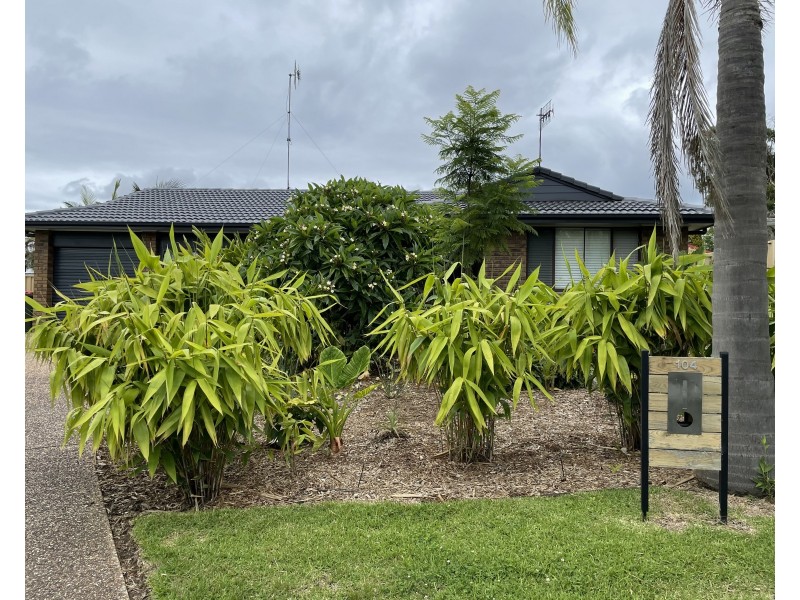 104 Warren Avenue, North Nowra NSW 2541