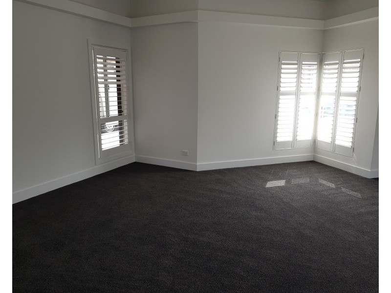 11 Barbata Grove, South Nowra NSW 2541