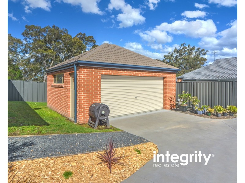 24/33 Lynburn Avenue, Bomaderry NSW 2541