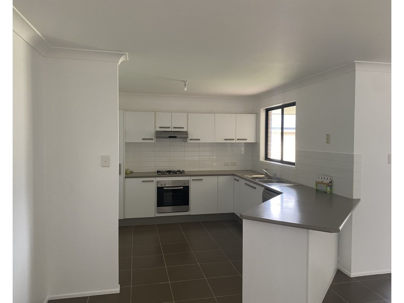 4 Golden Ash Close, Worrigee NSW 2540