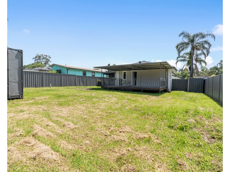 22 McKay Street, Nowra NSW 2541