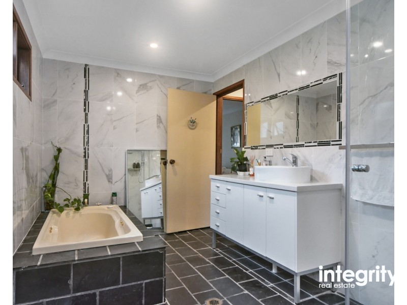 141 Meroo Road, Bomaderry NSW 2541