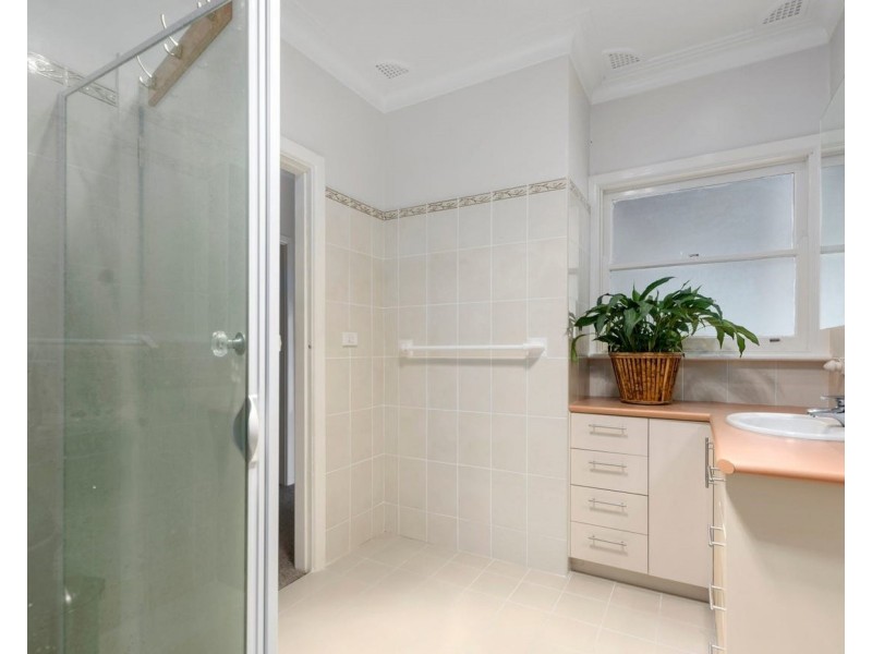 15 Shepherd Street, Nowra NSW 2541