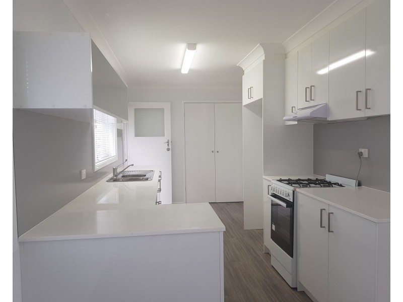 5 Phillip Drive, North Nowra NSW 2541