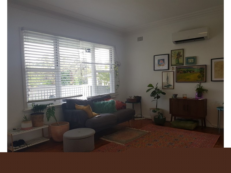 8 McDonald Avenue, Nowra NSW 2541