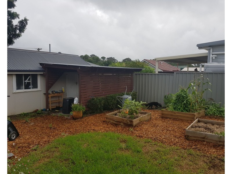 8 McDonald Avenue, Nowra NSW 2541