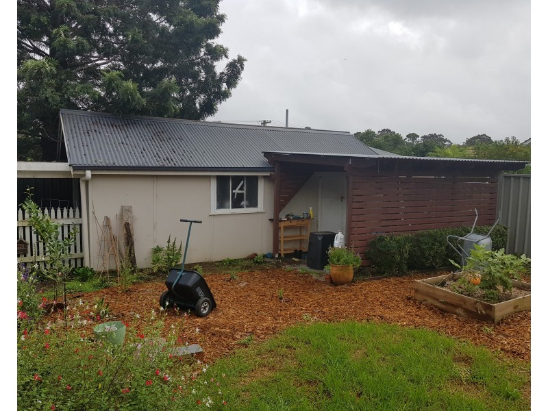 8 McDonald Avenue, Nowra NSW 2541