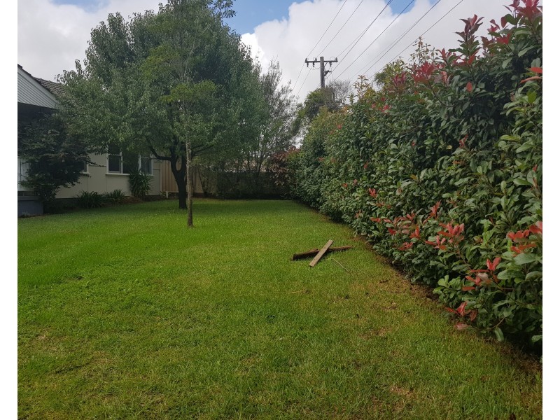 8 McDonald Avenue, Nowra NSW 2541