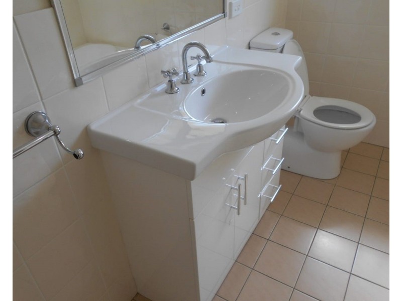 4/31 Sullivan Street, Worrigee NSW 2540