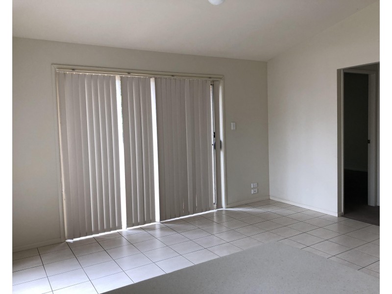 10/8 Meroo Road, Bomaderry NSW 2541