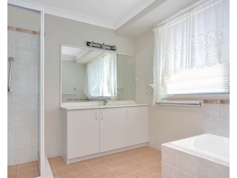 14 Bluewattle Road, Worrigee NSW 2540