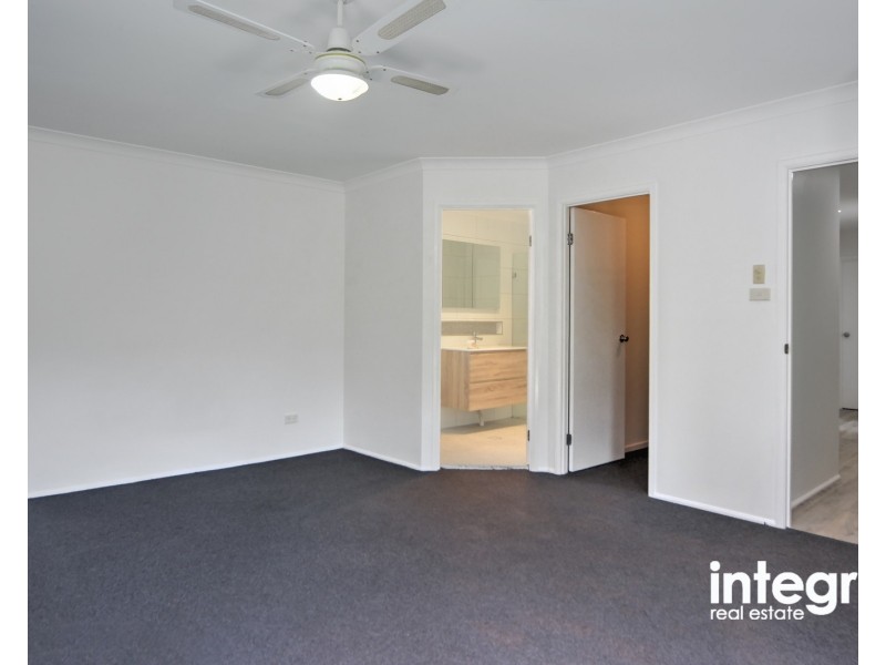 55 Burradoo Crescent, Nowra NSW 2541