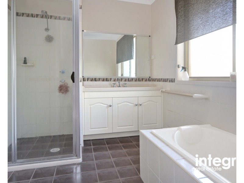 55 Burradoo Crescent, Nowra NSW 2541