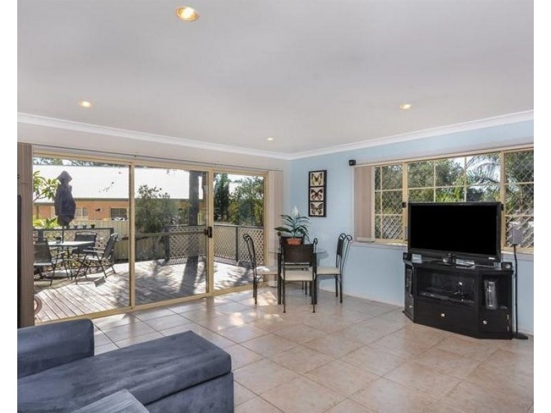 4 Copper Leaf Place, Worrigee NSW 2540