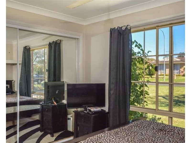 4 Copper Leaf Place, Worrigee NSW 2540