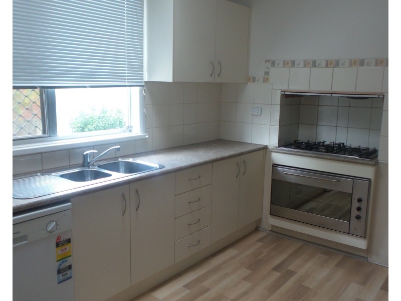 42 Bunberra Drive, Bomaderry NSW 2541